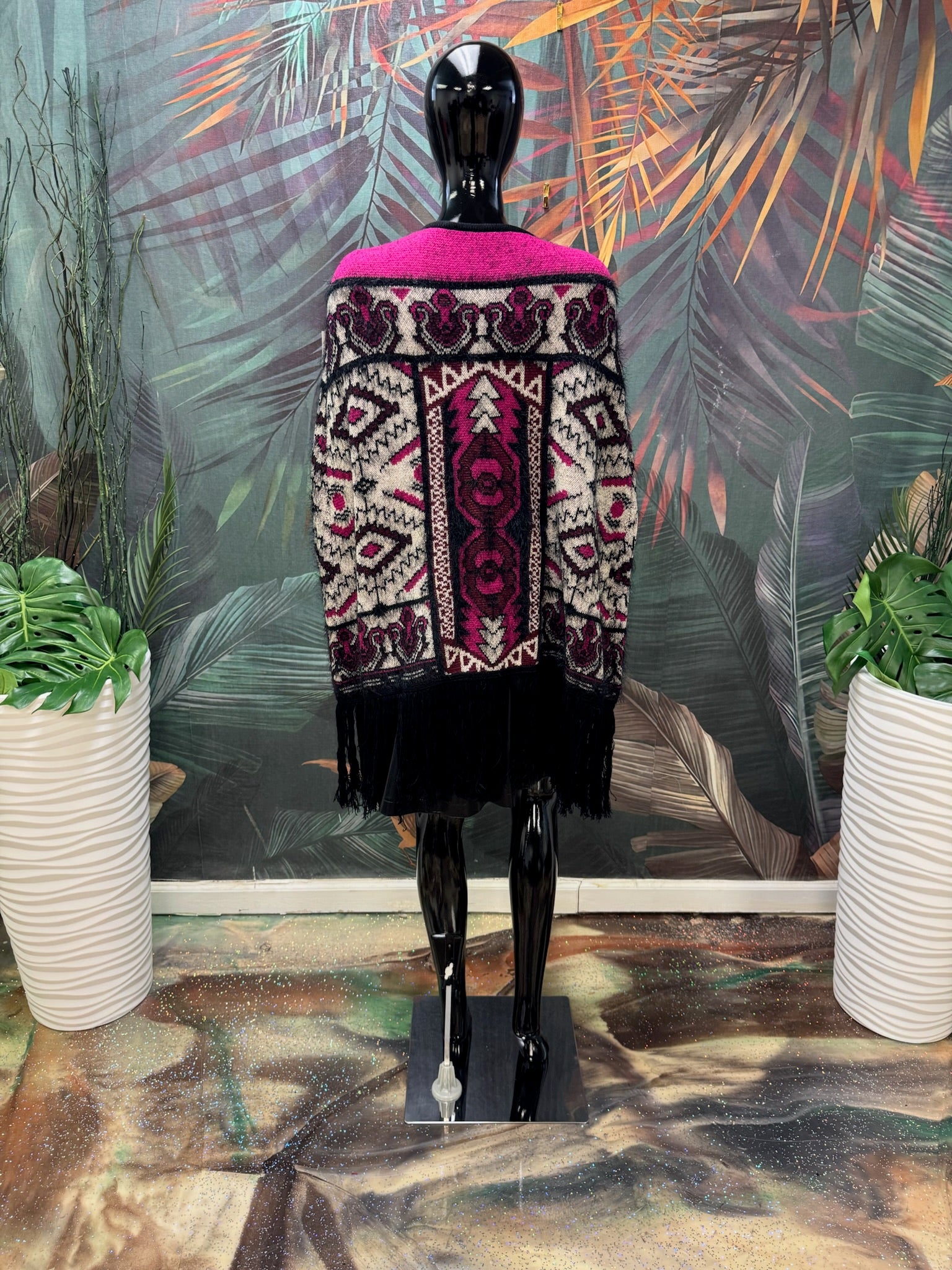 Vertigo Print Cape