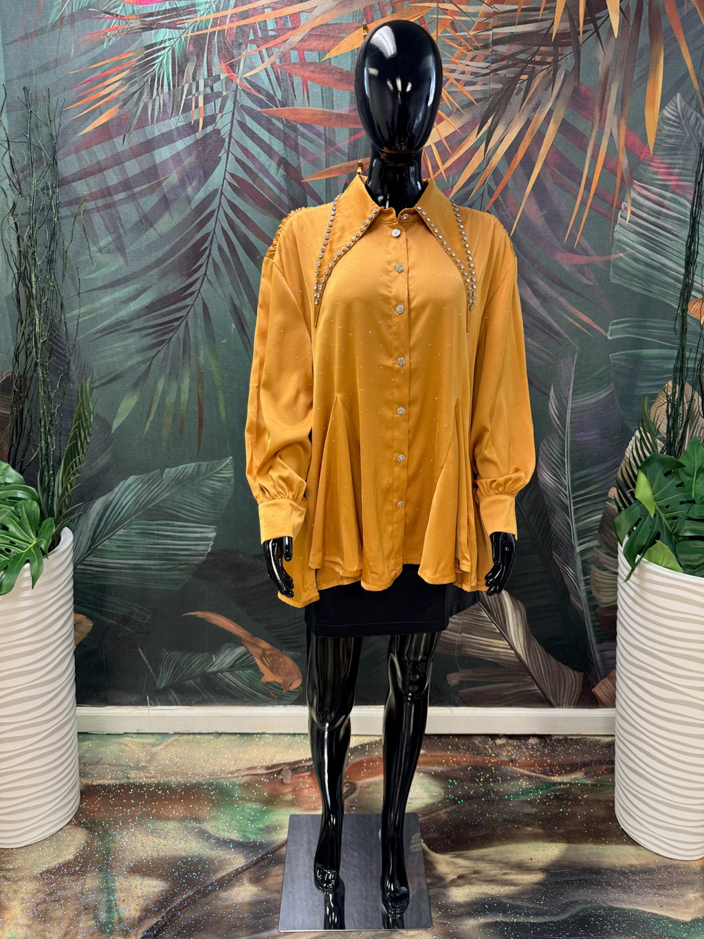 Large 70's Collar Blouse