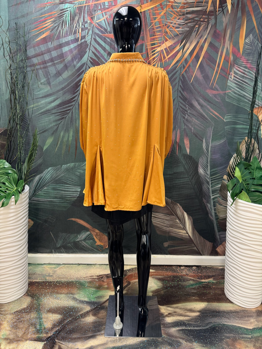 Large 70's Collar Blouse