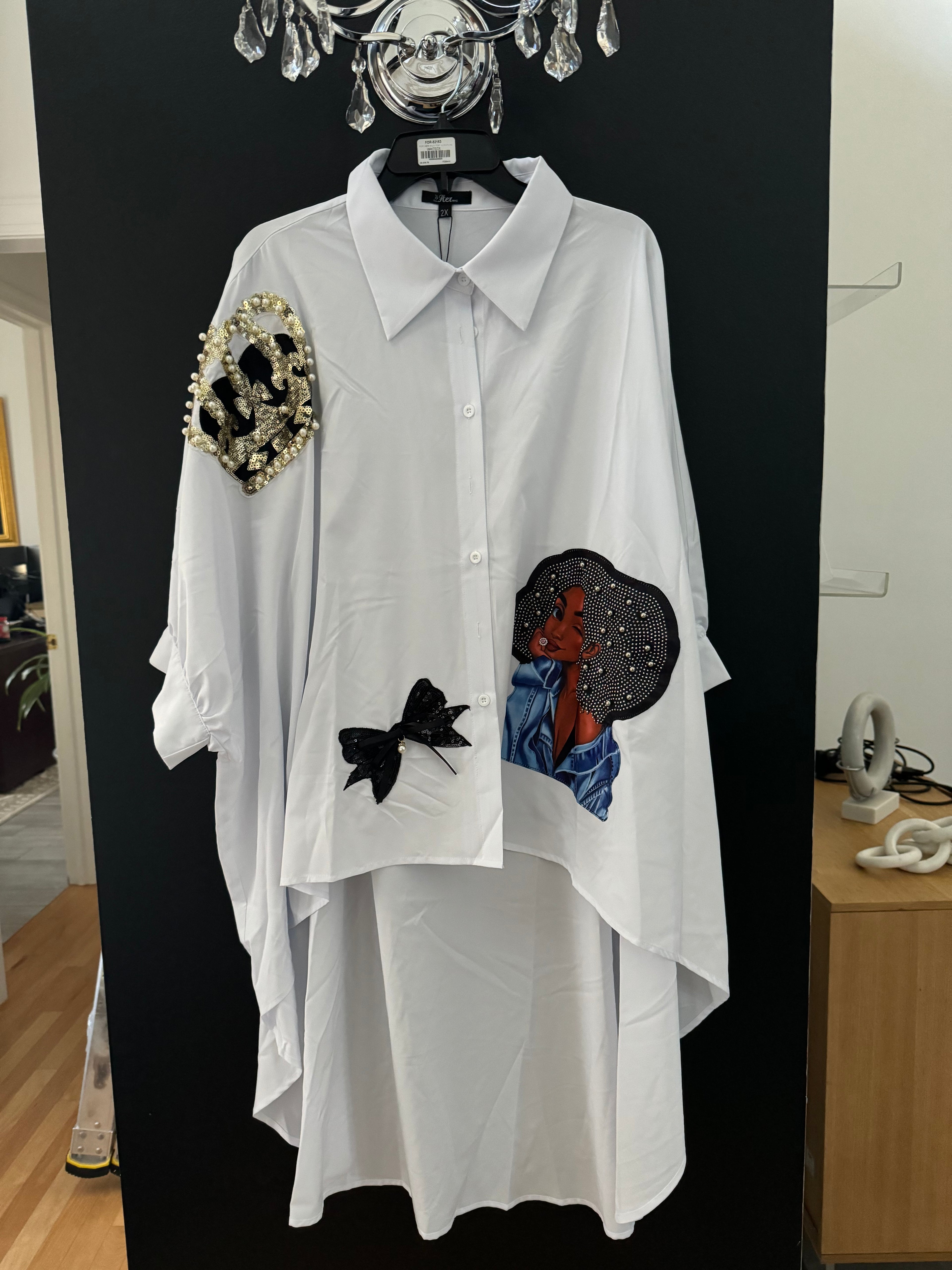 Character Oversized Blouse